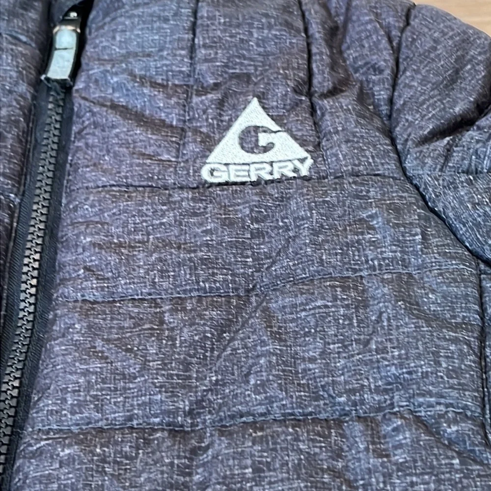 Kids GERRY winter jacket. Excellent condition size 5/6
